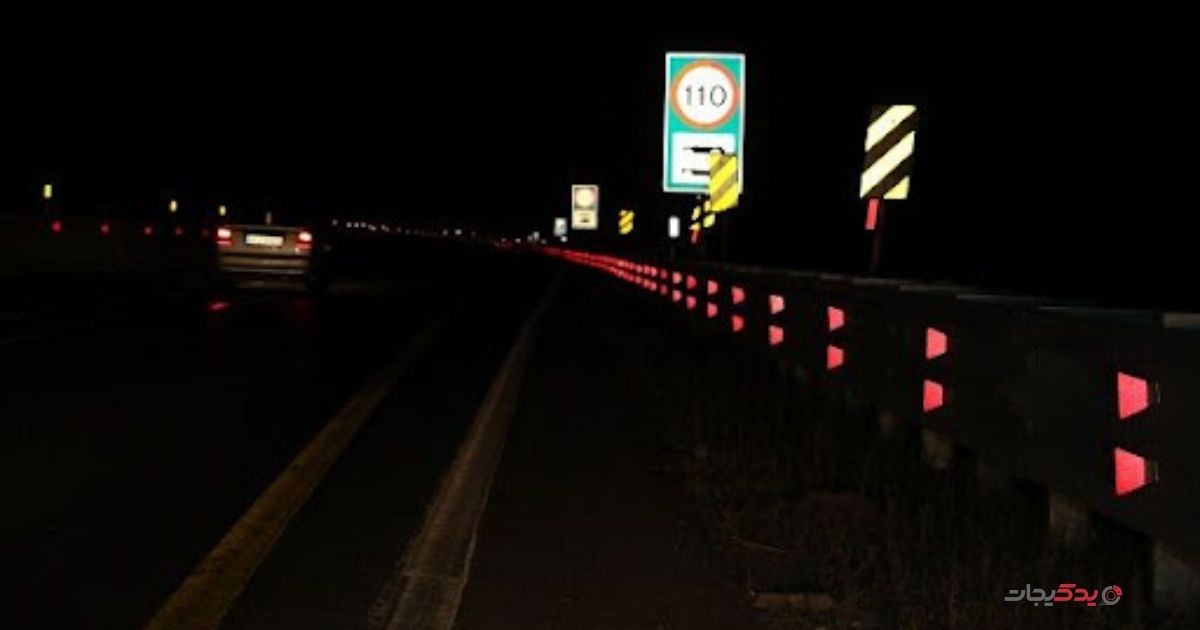 توجه به علائم رانندگی